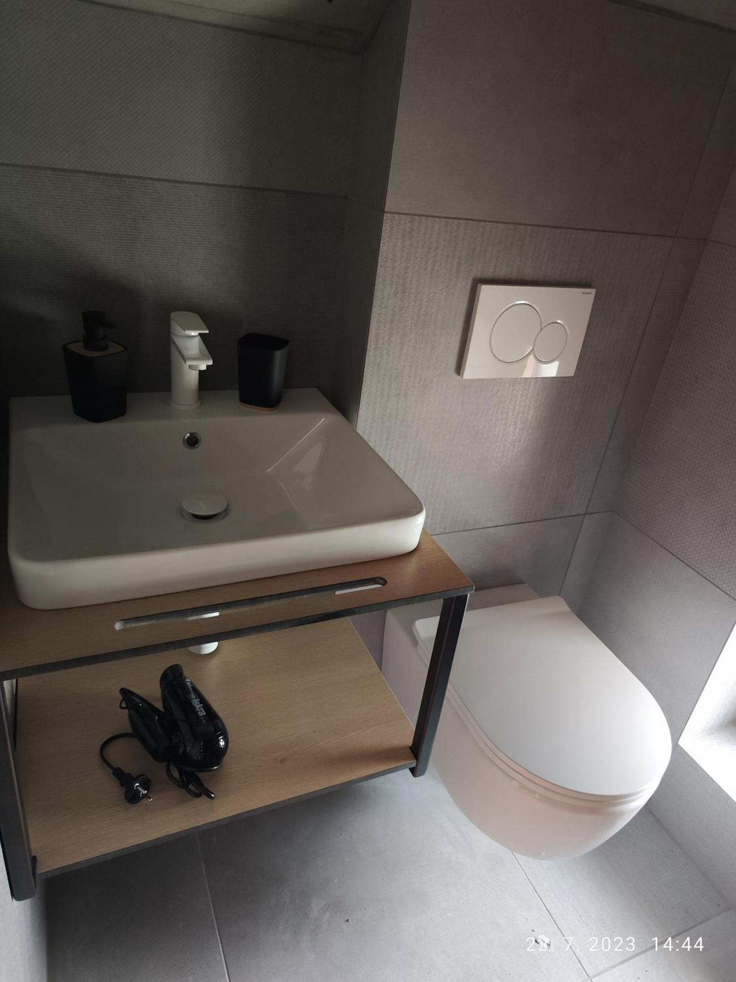 Apartamento Lucka Bled Quiet Location, Free Bikes, Big Garden, Doctor Exterior foto
