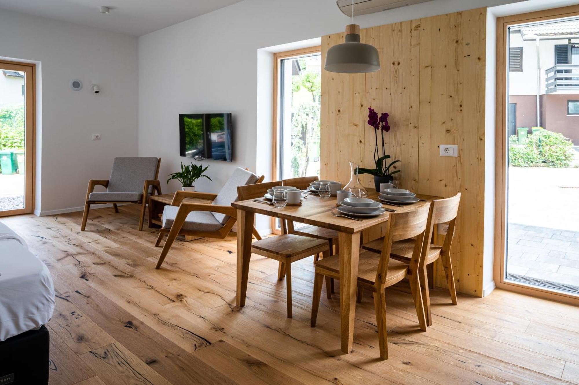 Apartamento Lucka Bled Quiet Location, Free Bikes, Big Garden, Doctor Exterior foto